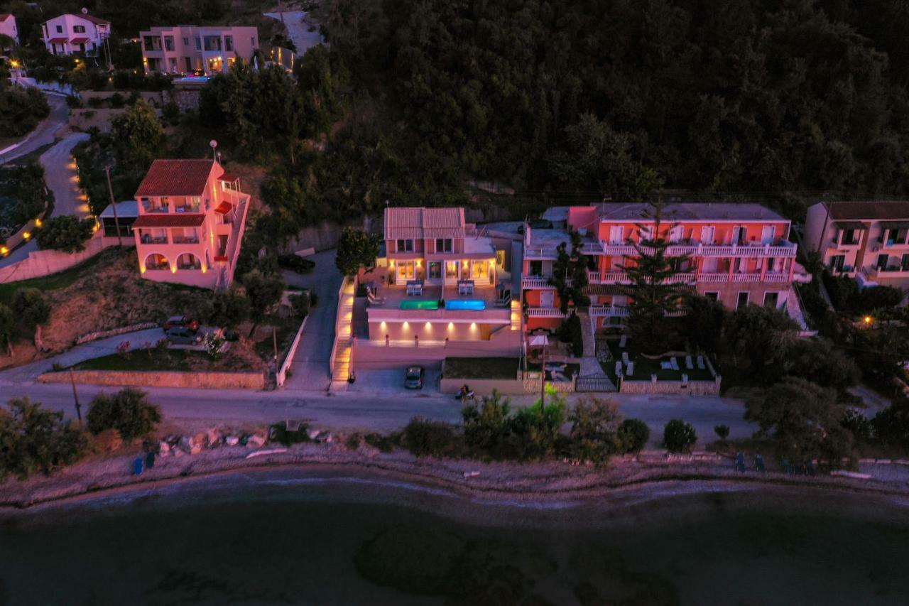 Valtes Luxurious Apartments Mpoukaris Buitenkant foto