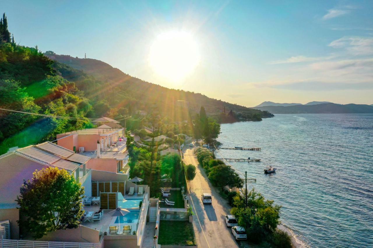 Valtes Luxurious Apartments Mpoukaris Buitenkant foto