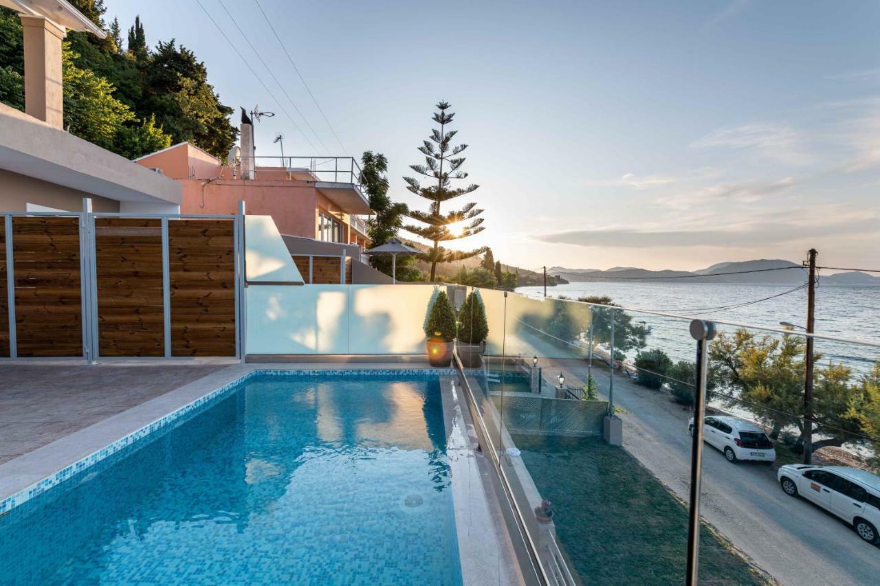 Valtes Luxurious Apartments Mpoukaris Buitenkant foto