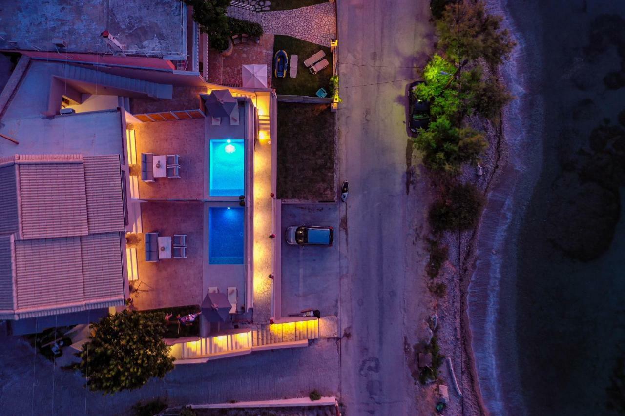 Valtes Luxurious Apartments Mpoukaris Buitenkant foto